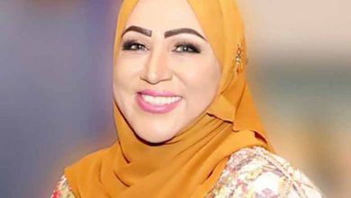 الفنانة العمانية شمعة محمد